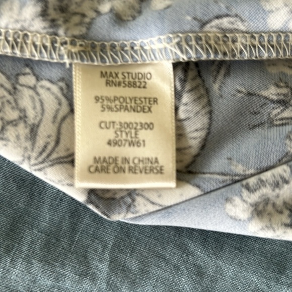 MS dresss - Picture 3 of 4